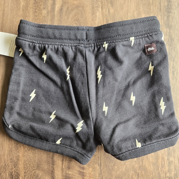 Nwt Tea Collection - Baby Sport Shorts - Lightning Bolts in Black - Picture 2 of 9